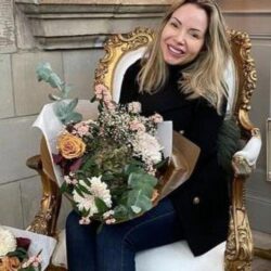Gelangweilte Kl Lady sucht ihn für Sex